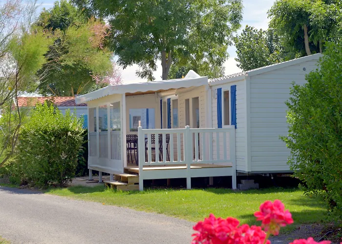Les Places Dorees Notre-Dame-de-Monts